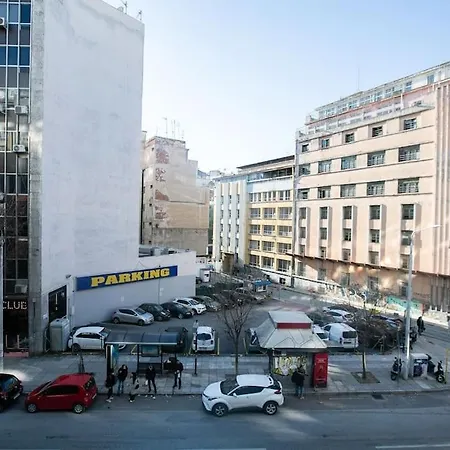 12nisou Studio With Balcony Apartment